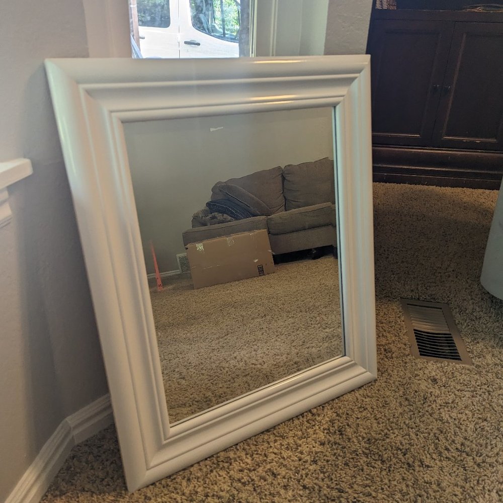 White accent mirror